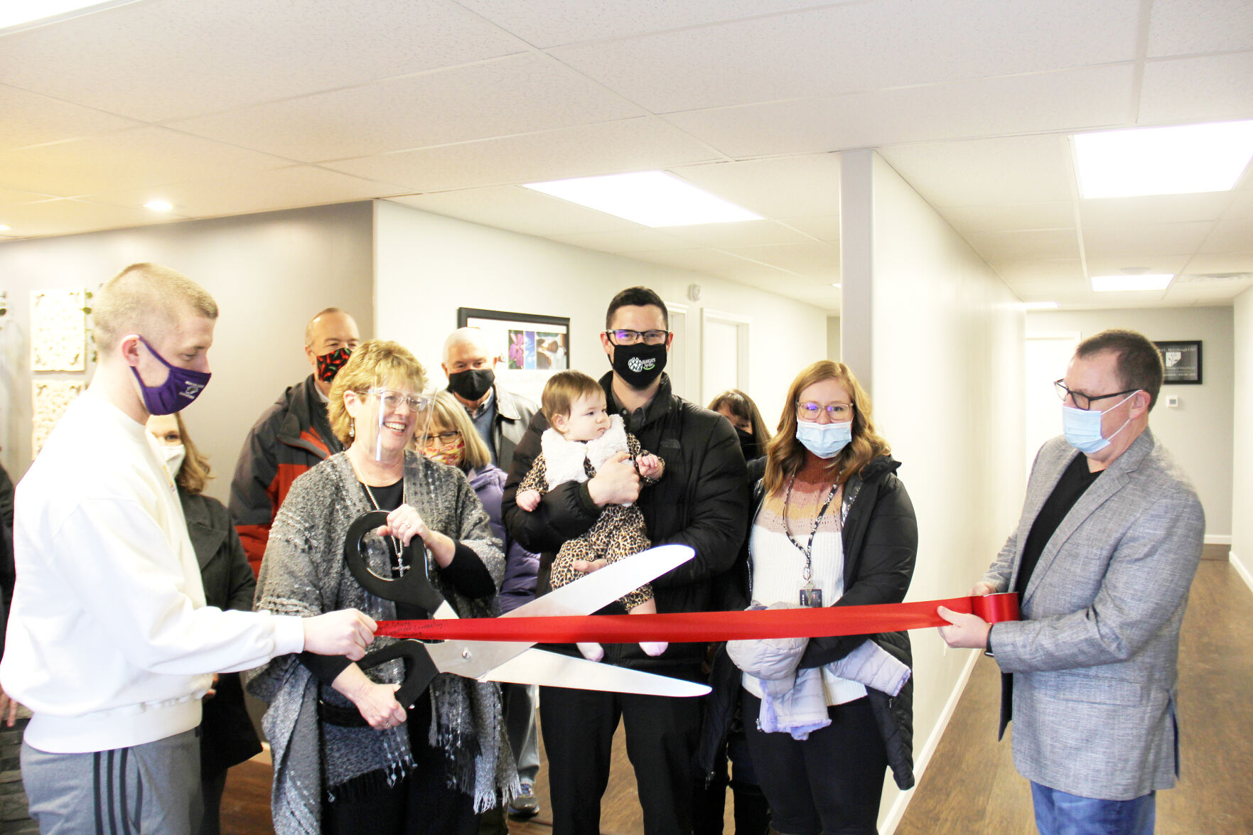 Counseling service opens with ribbon cutting